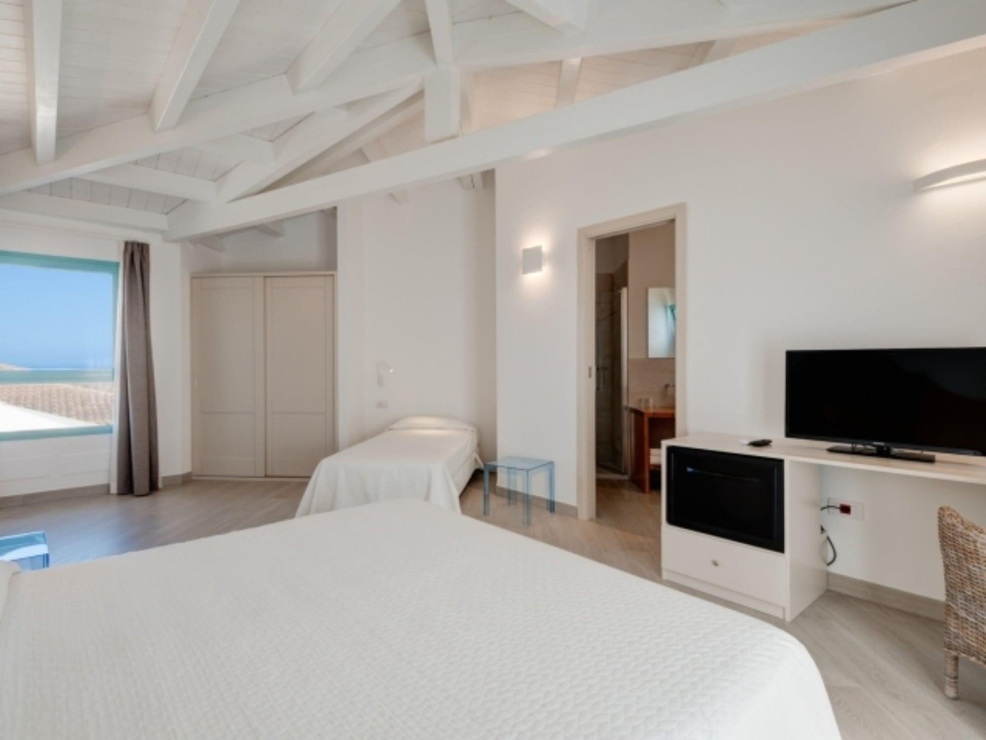 Park Hotel Asinara Stintino Esterno foto